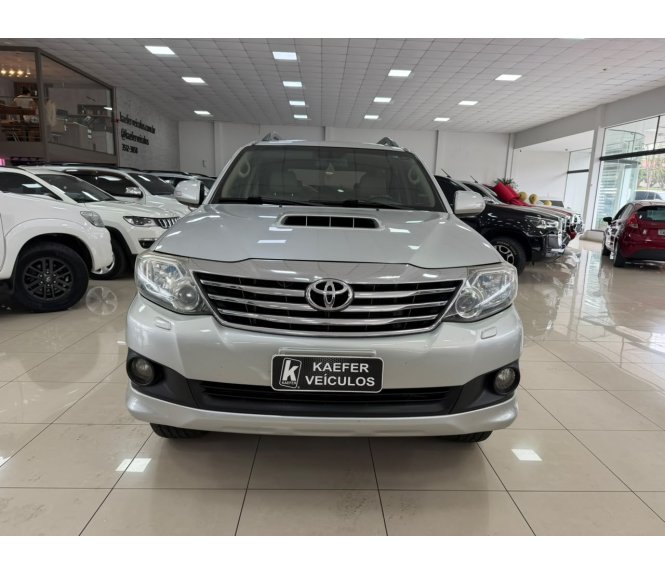  HILUX SW4 Sw4 Srv D4-d 4x4 3.0 Tdi Dies. Aut