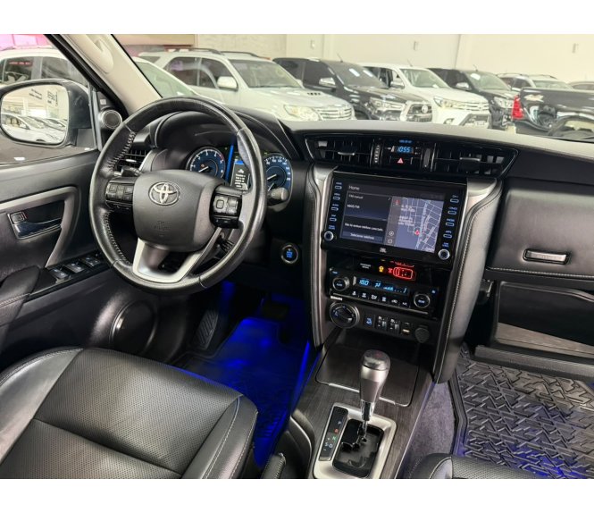  HILUX SW4 SRX 4X4 2.8 TDI 16V DIESEL AUT. 7 LUG