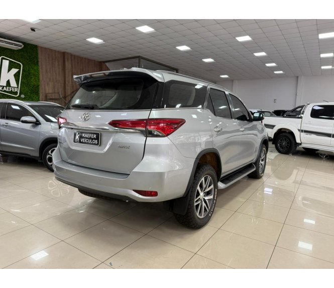  HILUX SW4 SRX 4X4 2.8 TDI 16V DIESEL AUT.