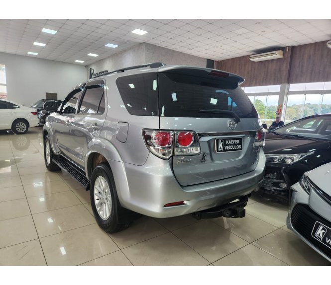  HILUX SW4 Sw4 Srv D4-d 4x4 3.0 Tdi Dies. Aut