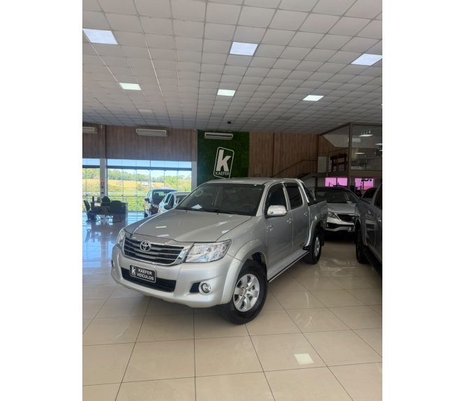  HILUX SRV 2.7 FLEX 4X4 AUT.