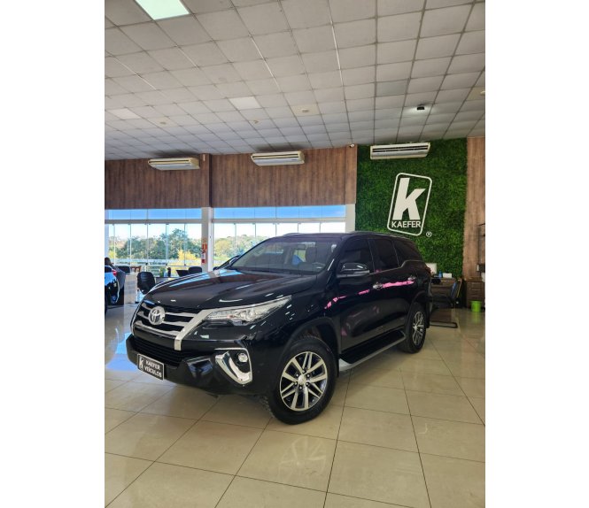  HILUX SW4 SRX 2.8 4X4 TDI 16V AUT 