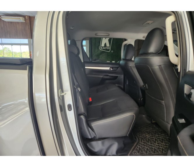  HILUX SR SR 2.8 4X4 TDI 16V AUT 