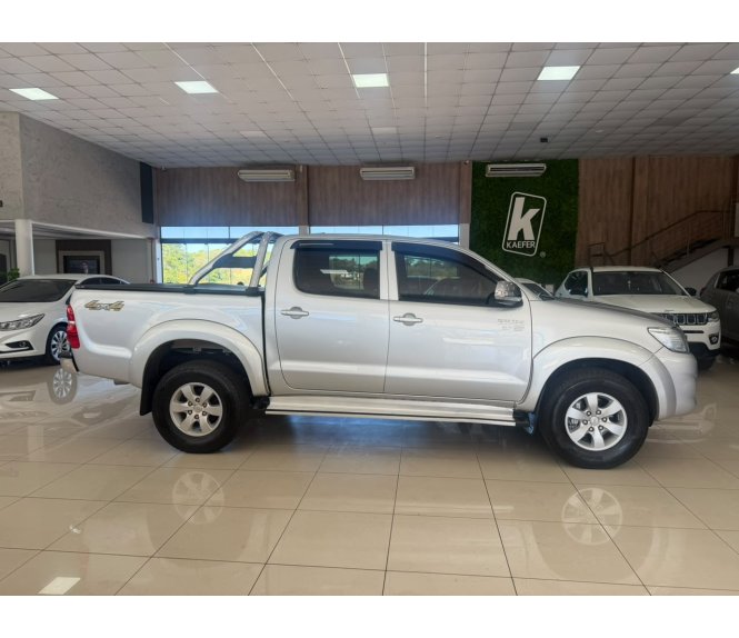  HILUX SRV 2.7 FLEX 4X4 AUT.