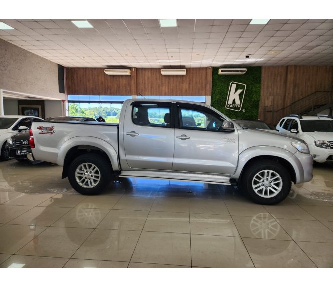  HILUX SRV Srv D4-d 4x4 3.0 Tdi Dies. AUT