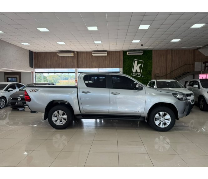 HILUX SRV SRV 2.8 4X4 TDI 16V AUT 