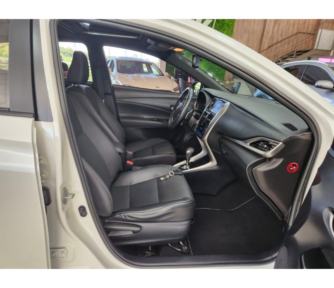  YARIS HATCH XLS CONNECT 1.5 AUT.