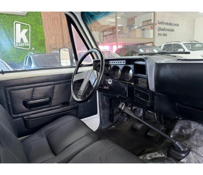  D20 CUSTOM CARROCERIA DE MADEIRA