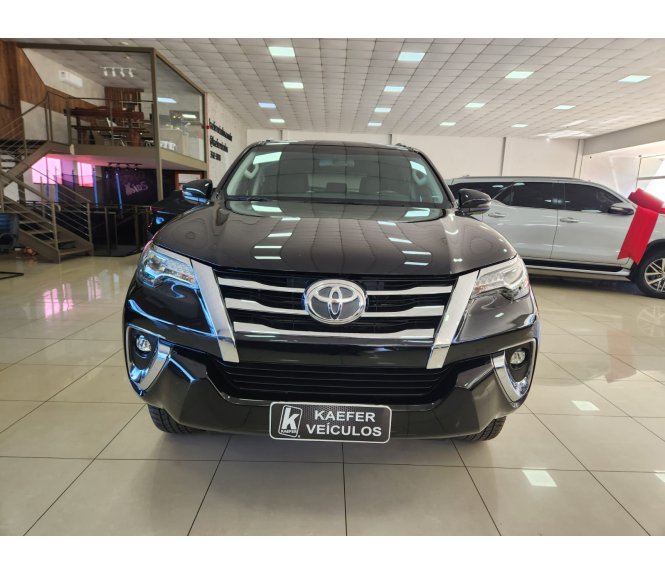  HILUX SW4 SRX 2.8 4X4 TDI 16V AUT 