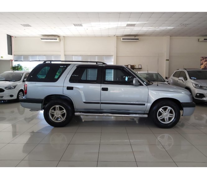 Kaefer Veículos- BLAZER EXECUTIVE 2.8 4X4 TDI DIESEL