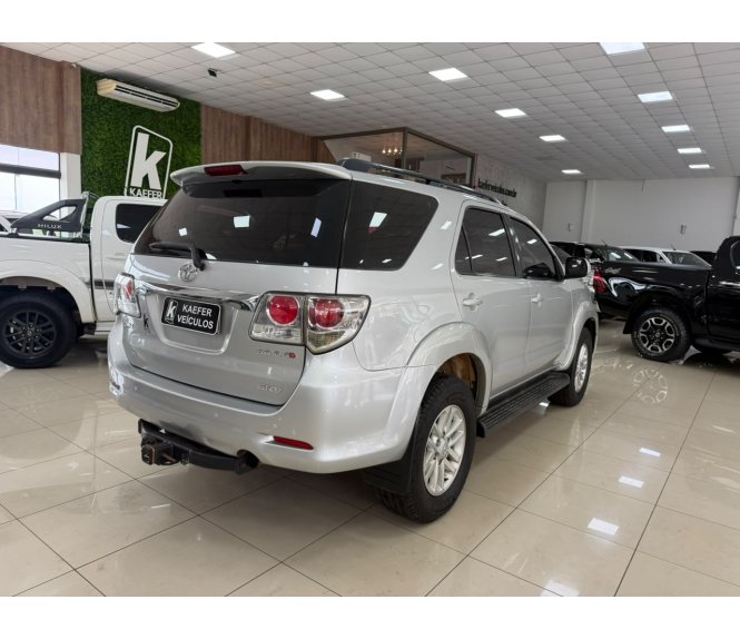  HILUX SW4 Sw4 Srv D4-d 4x4 3.0 Tdi Dies. Aut