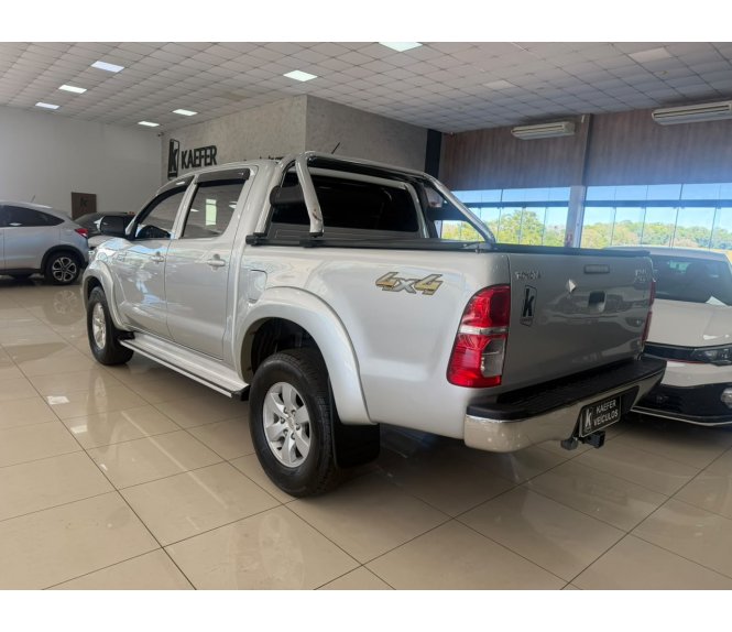  HILUX SRV 2.7 FLEX 4X4 AUT.