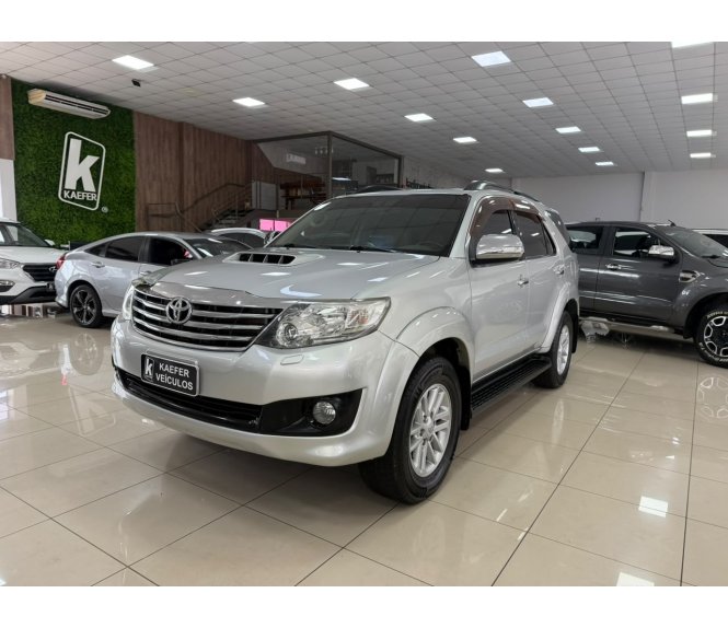  HILUX SW4 Sw4 Srv D4-d 4x4 3.0 Tdi Dies. Aut