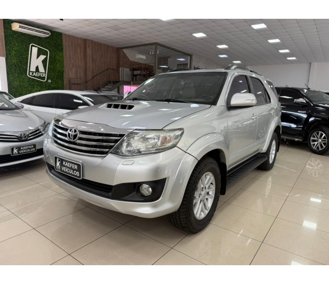  HILUX SW4 Sw4 Srv D4-d 4x4 3.0 Tdi Dies. Aut