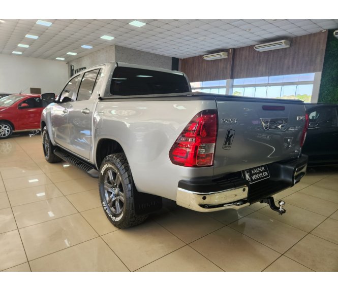  HILUX SR SR 2.8 4X4 TDI 16V AUT 