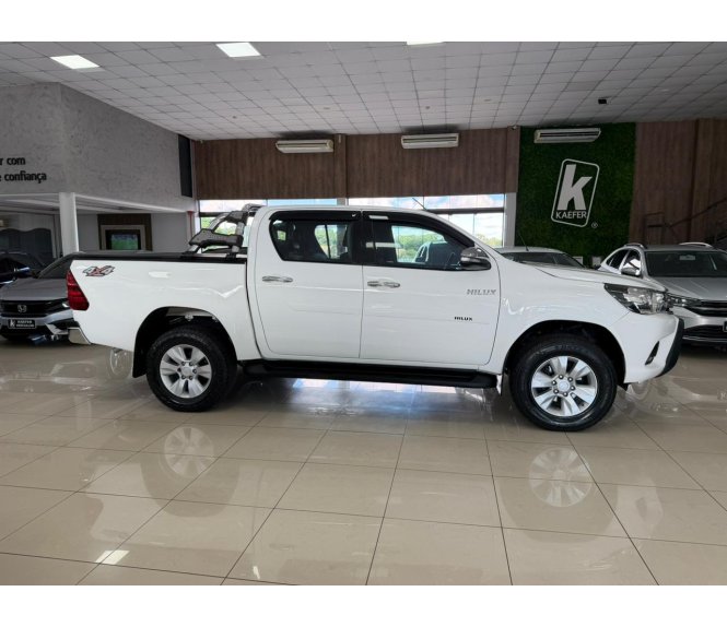  HILUX SRV SRV 2.8 4X4 TDI 16V AUT 