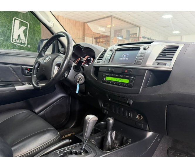  HILUX LIMITED D4-d 4x4 3.0 Tdi Dies. AUT