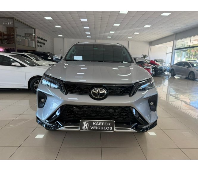  HILUX SW4 SRX PLATINUM  4X4 2.8 TDI 16V DIESEL AUT. 7 LUG