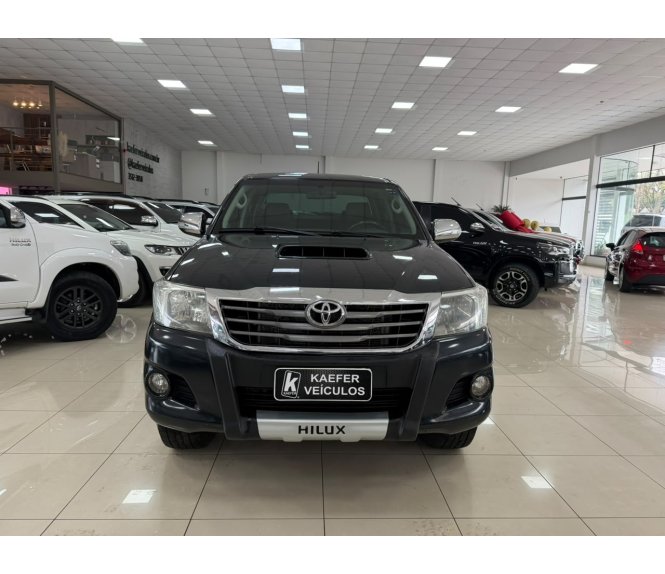  HILUX SRV Srv D4-d 4x4 3.0 Tdi Dies. AUT