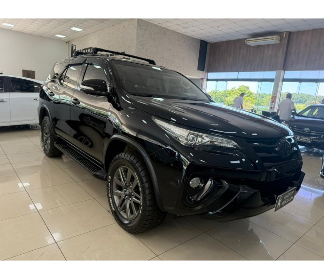  HILUX SW4 SRX 4X4 2.8 TDI 16V DIESEL AUT. 7 LUG