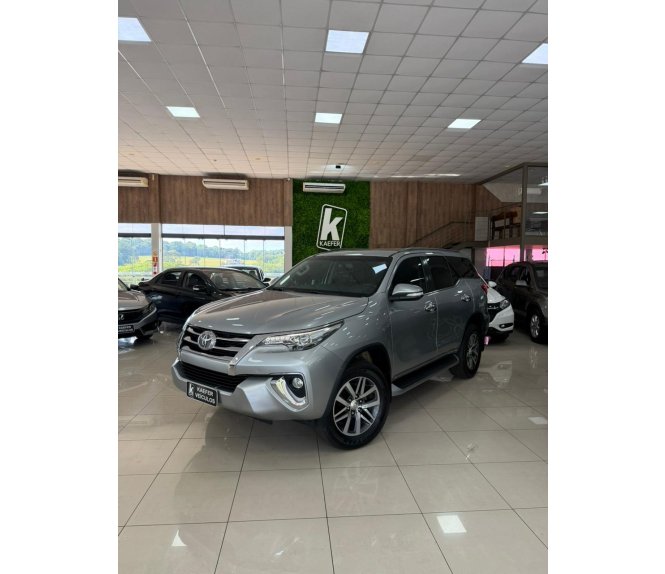  HILUX SW4 SRX 4X4 2.8 TDI 16V DIESEL AUT.