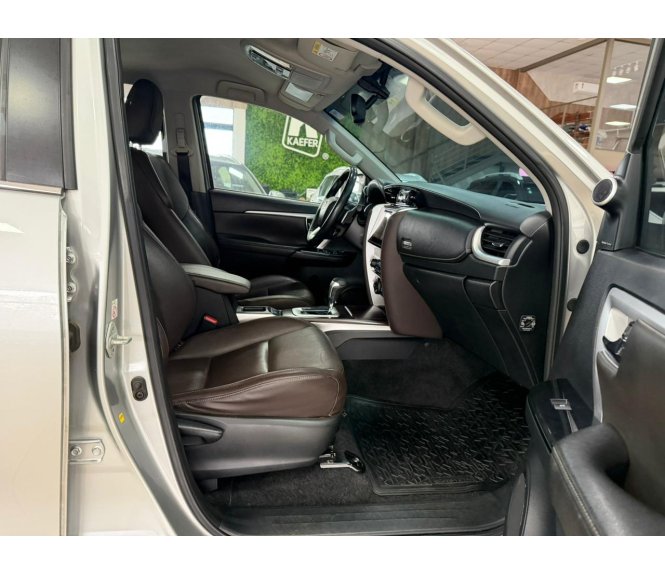  HILUX SW4 SRX 4X4 2.8 TDI 16V DIESEL AUT.