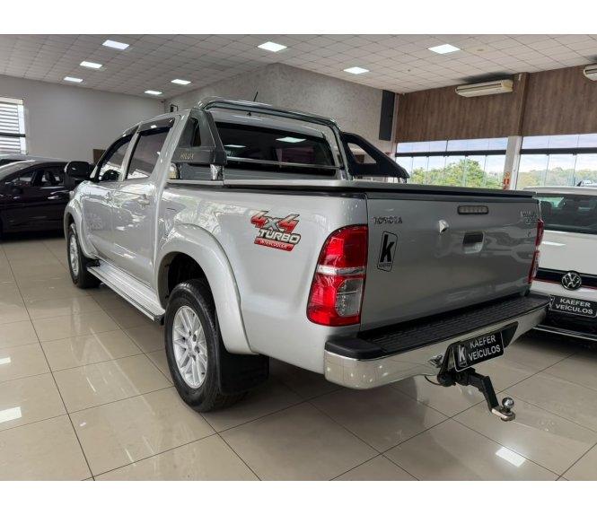  HILUX SRV Srv D4-d 4x4 3.0 Tdi Dies. AUT