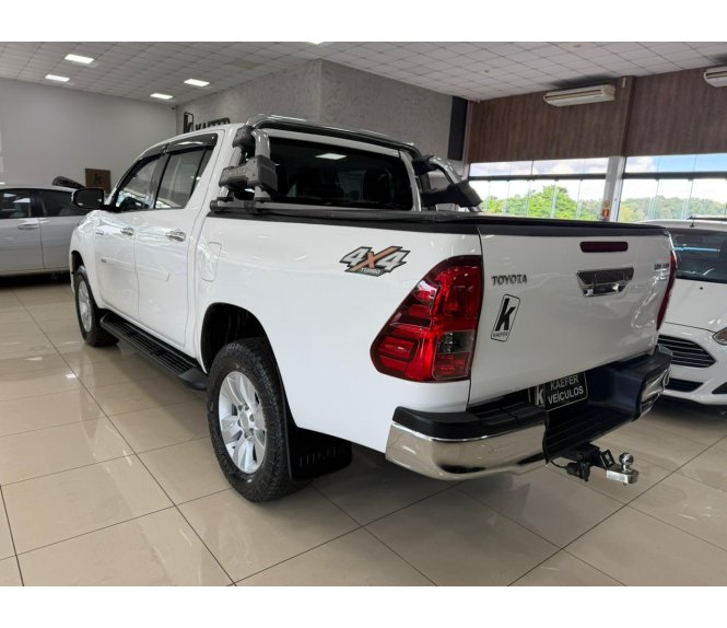  HILUX SRV SRV 2.8 4X4 TDI 16V AUT 