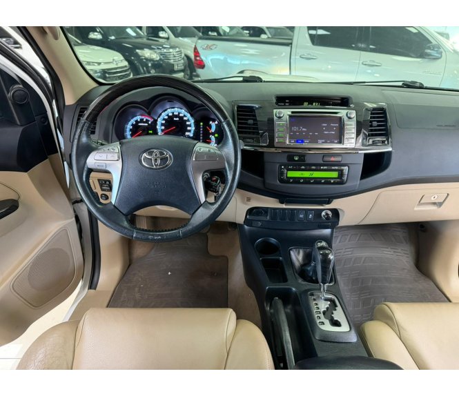  HILUX SW4 Sw4 Srv D4-d 4x4 3.0 Tdi Dies. Aut