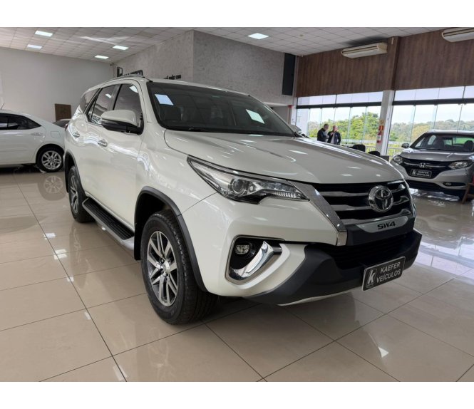  HILUX SW4 SRX 4X4 2.8 TDI 16V DIESEL AUT. 7 LUG