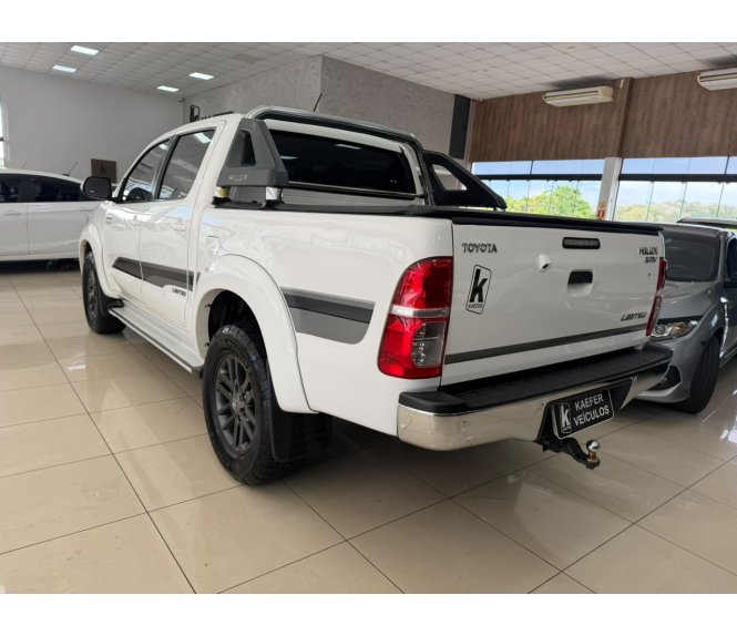 HILUX LIMITED D4-d 4x4 3.0 Tdi Dies. AUT