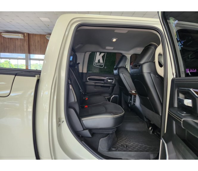  2500 LARAMIE 6.7 TDI CD 4X4 DIESEL 377cv