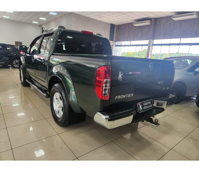  FRONTIER XE CD 4X2 2.5 TB DIESEL