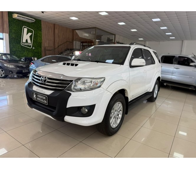  HILUX SW4 Sw4 Srv D4-d 4x4 3.0 Tdi Dies. Aut