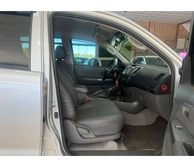  HILUX SRV 2.7 FLEX 4X4 AUT.