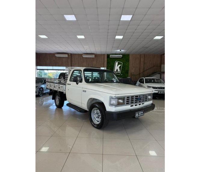  D20 CUSTOM CARROCERIA DE MADEIRA