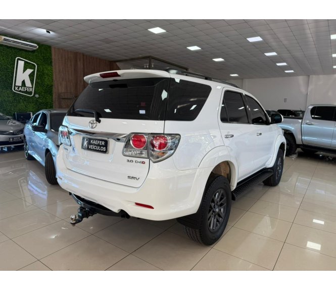  HILUX SW4 Sw4 Srv D4-d 4x4 3.0 Tdi Dies. Aut