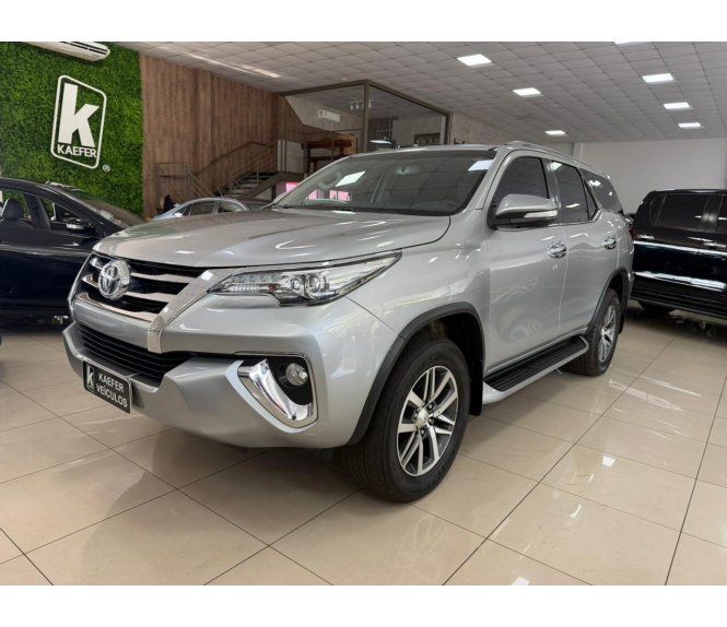  HILUX SW4 SRX 4X4 2.8 TDI 16V DIESEL AUT.