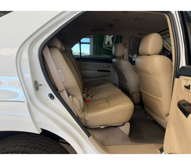  HILUX SW4 Sw4 Srv D4-d 4x4 3.0 Tdi Dies. Aut